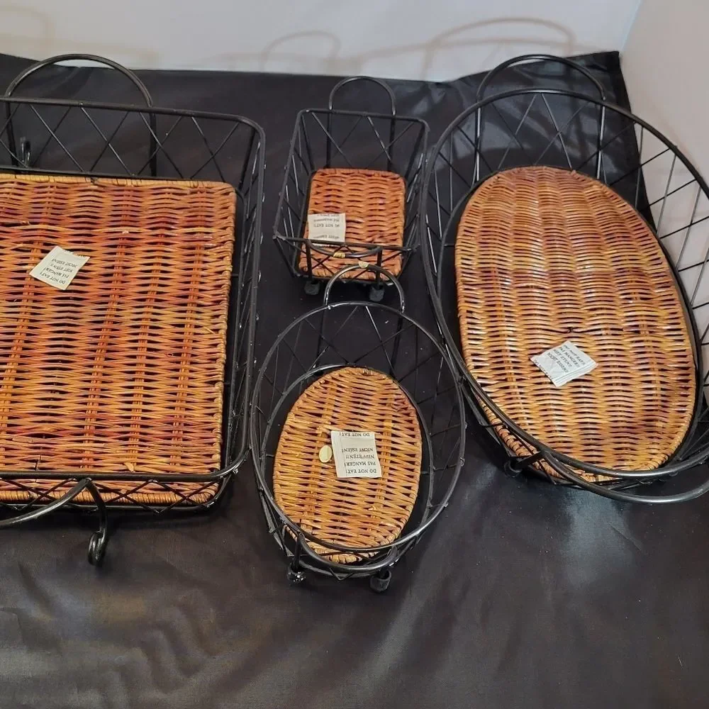 BRAND NEW TEMP-TATIONS PRESENTABLE OVENWARE BY TORA